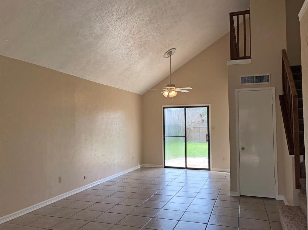 5715 Mackmiller St, Houston TX  77049-4142 exterior