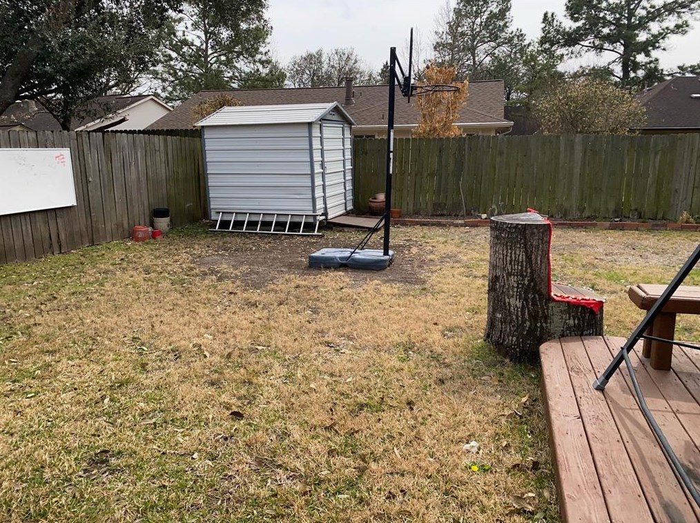 9211 Walnut Gln Dr, Houston TX  77064-9429 exterior
