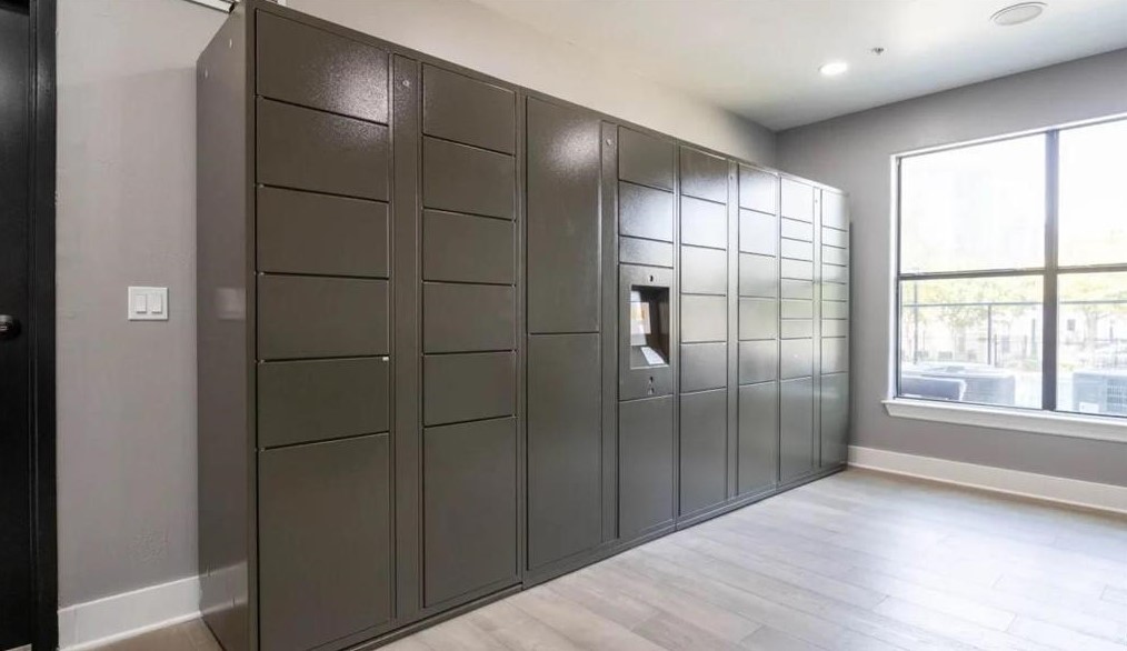 9725 Lake Creek Pkwy, Austin TX  78717-5986 exterior