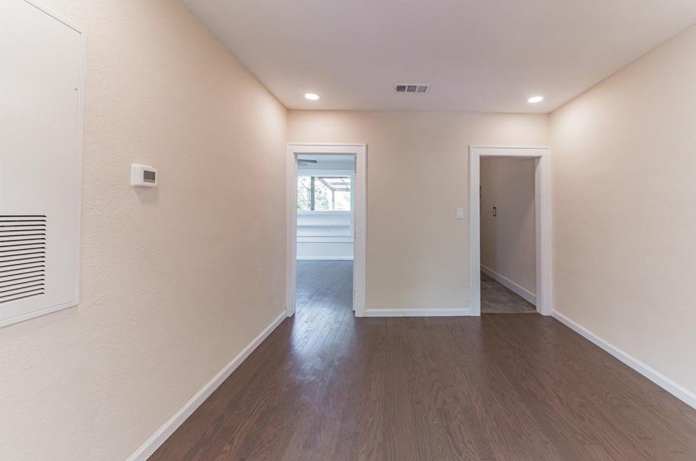 1628 Hawthorne, Houston TX  77006-4010 exterior