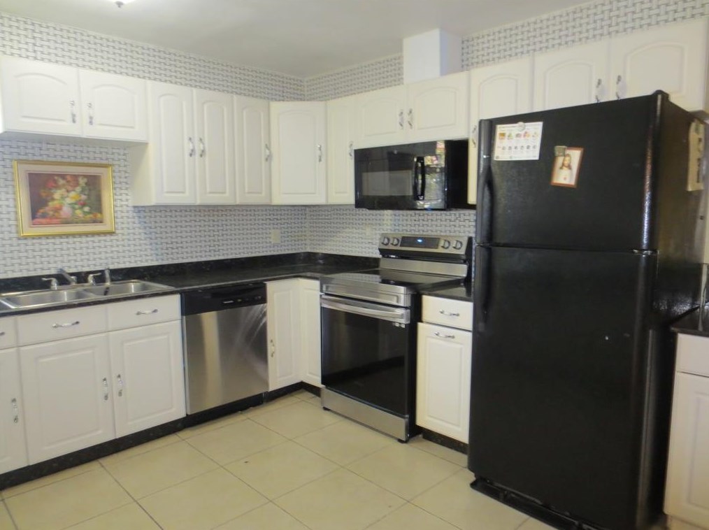 6633 Mobud Dr, Houston TX  77074-6413 exterior