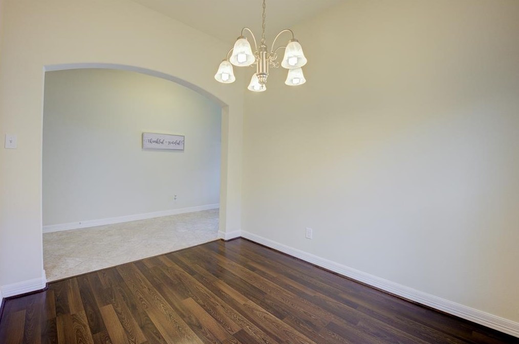 11714 Harristown Dr, Houston TX  77047-2577 exterior