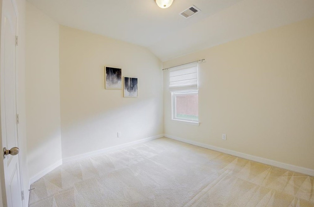 11714 Harristown Dr, Houston TX  77047-2577 exterior