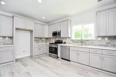 8336 Fountain Street, Houston, TX 77051 - Photo 9