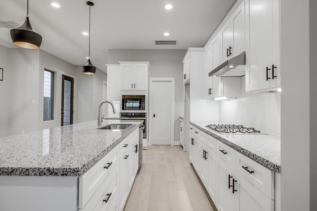 4716 Merwin St, Houston TX  77027-6607 exterior