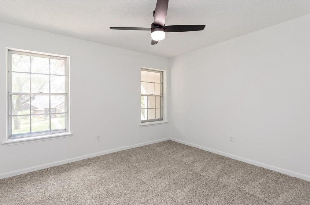 5818 Templegate Dr, Houston TX  77066-1522 exterior