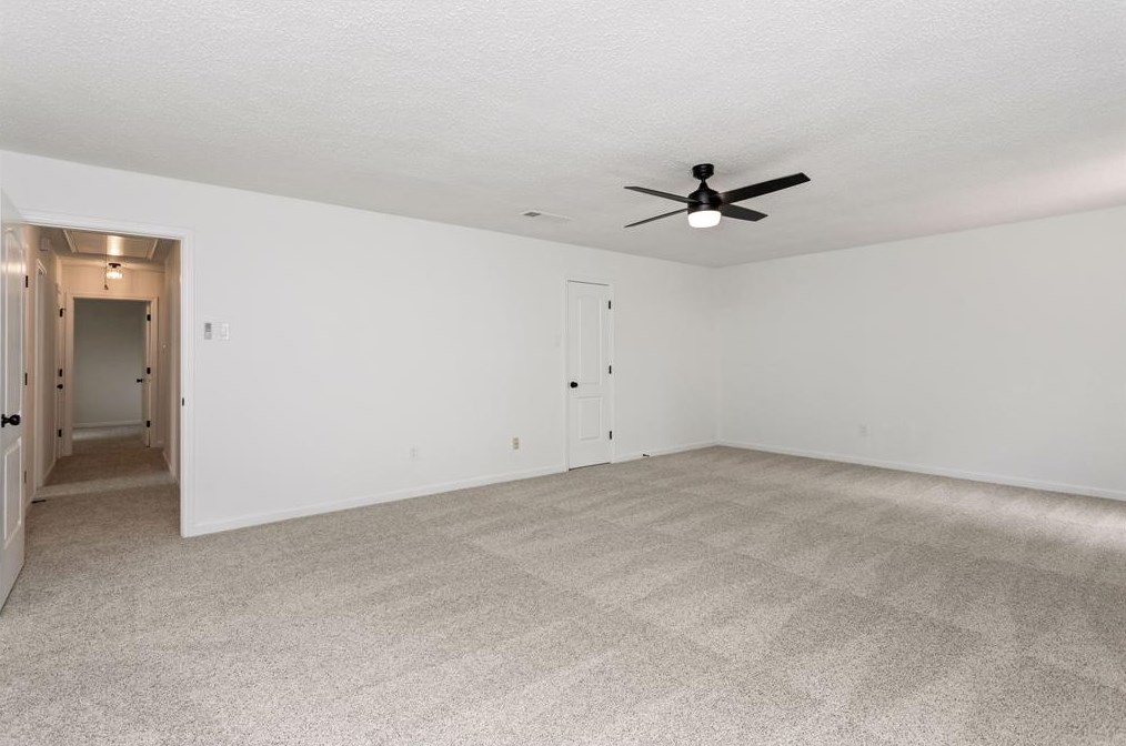 5818 Templegate Dr, Houston TX  77066-1522 exterior
