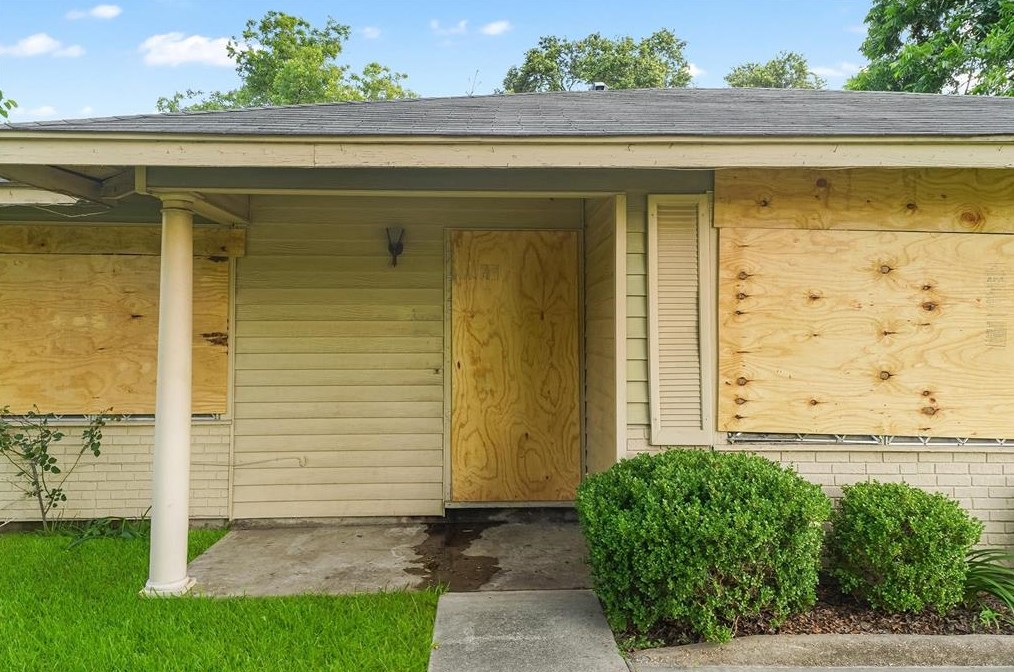 7425 Rhobell St, Houston TX  77016-3938 exterior