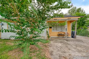 508 Neyland St, Houston, TX 77022 - Photo 3