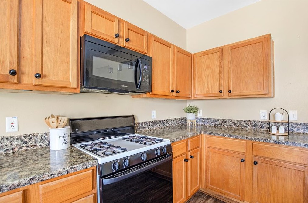 915 Morley Park Ln, Spring TX 77373 exterior