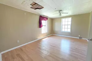 235 2nd St, Van Vleck, TX 77482 - Photo 17