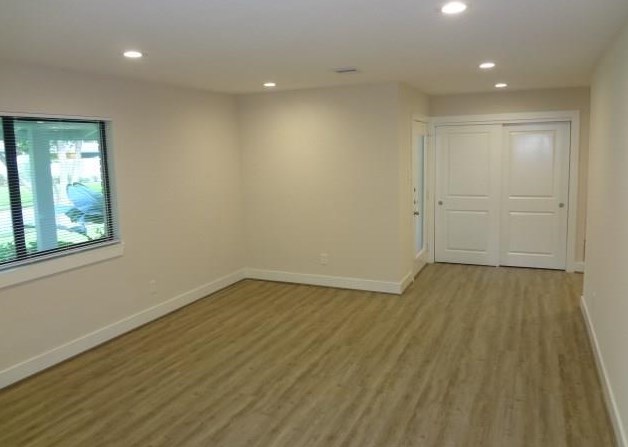 2131 Blue Willow Dr, Houston TX  77042-2801 exterior