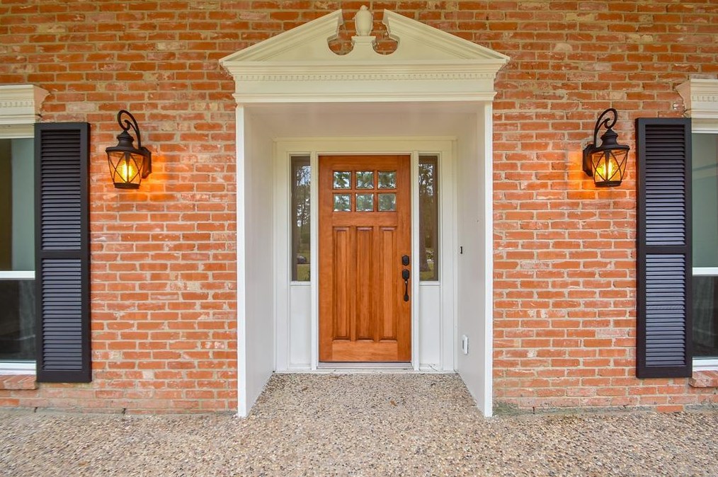 6215 Bayonne Dr, Spring TX  77389-5234 exterior