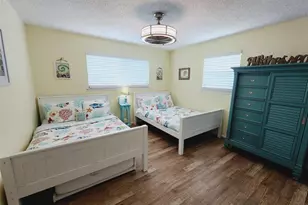 16607 Henry Morgan Rd, Jamaica Beach, TX 77554 - Photo 11