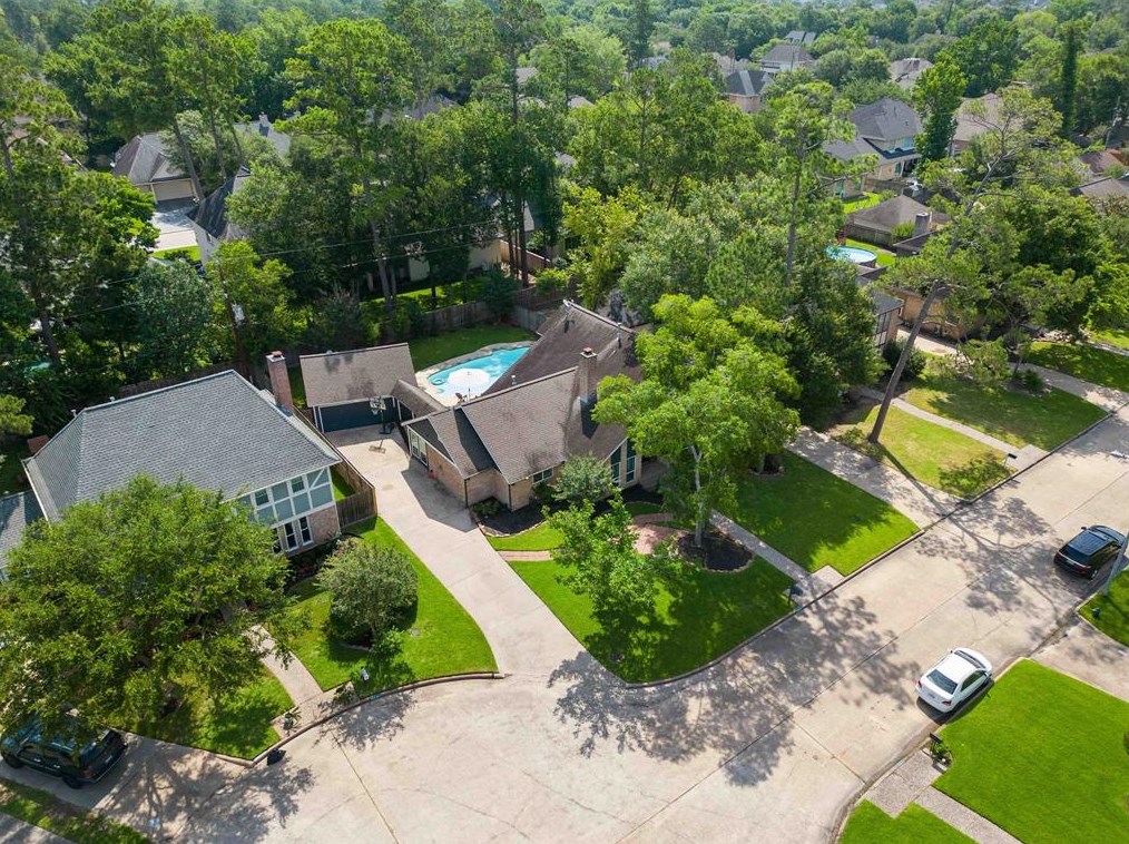 16626 Aldenham Pl, Spring TX 77379-7539 exterior