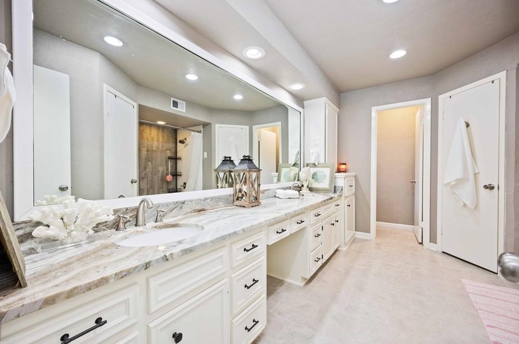 16626 Aldenham Pl, Spring TX 77379-7539 exterior