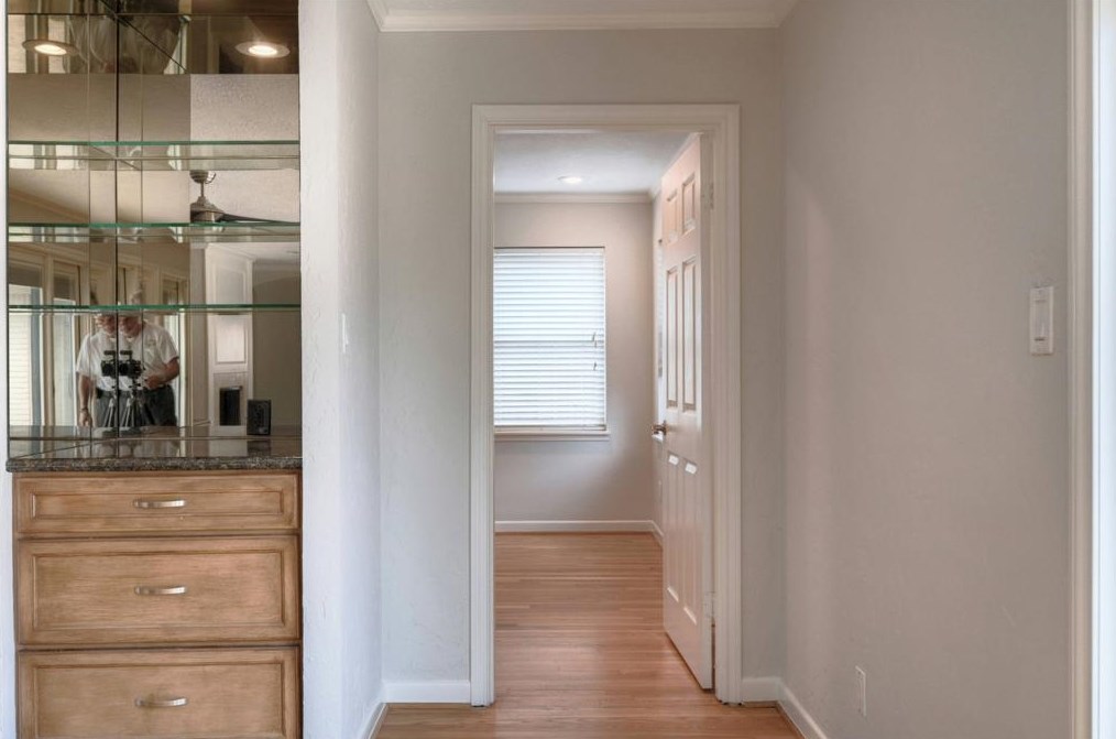 4327 Silverwood Dr, Houston TX  77035-3635 exterior