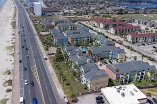 7000 Seawall Blvd, Galveston, TX 77551 - Photo 37