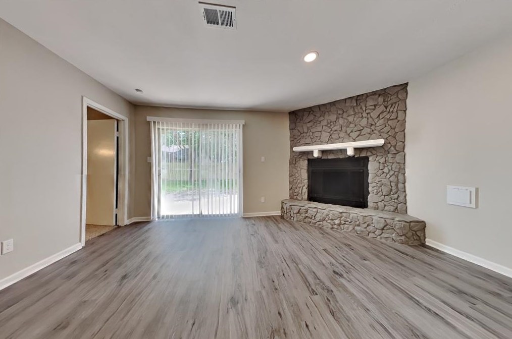 3114 River Valley Dr, Humble TX  77339-1942 exterior