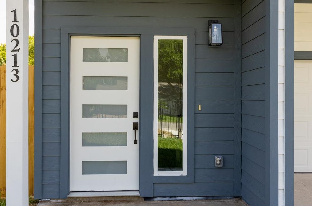 10213 Ashville Dr, Houston TX  77051-3622 exterior