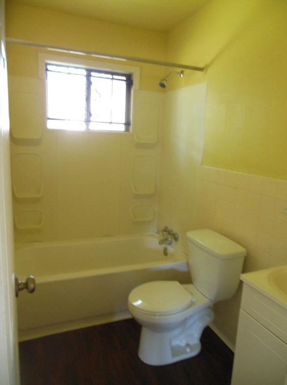 8110 Livingston, Houston TX 77051-1421 exterior