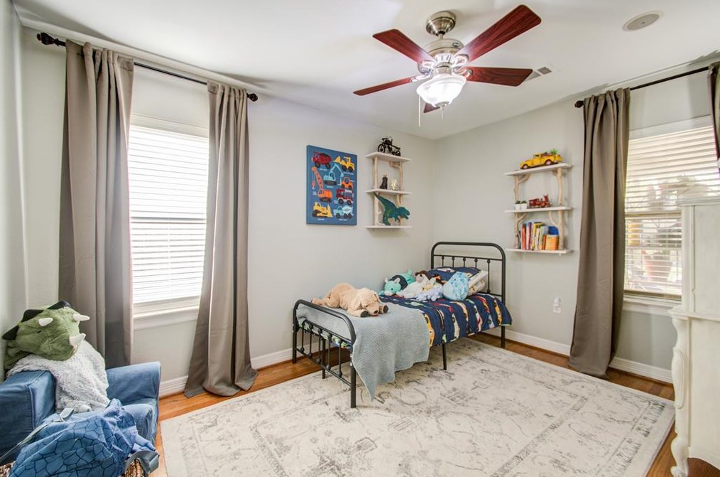 2319 Wilde Rock Way, Houston TX  77018-7147 exterior