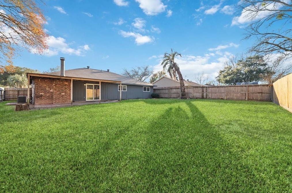 14202 Bella Dr, Cypress TX  77429-2533 exterior