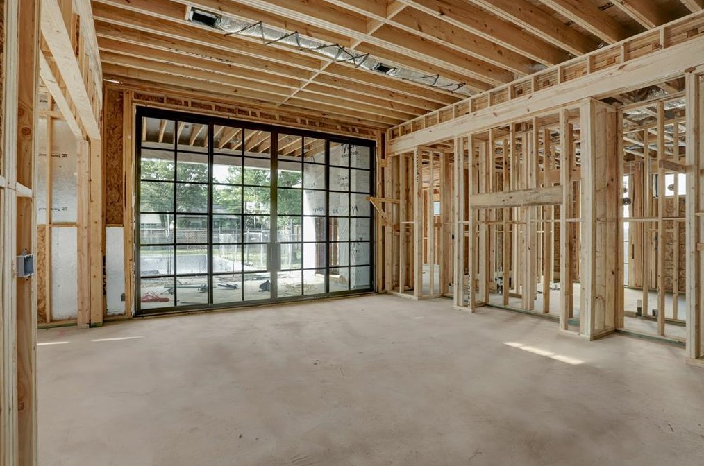 10830 Roaring Brk Ln, Houston TX 77024-6813 exterior