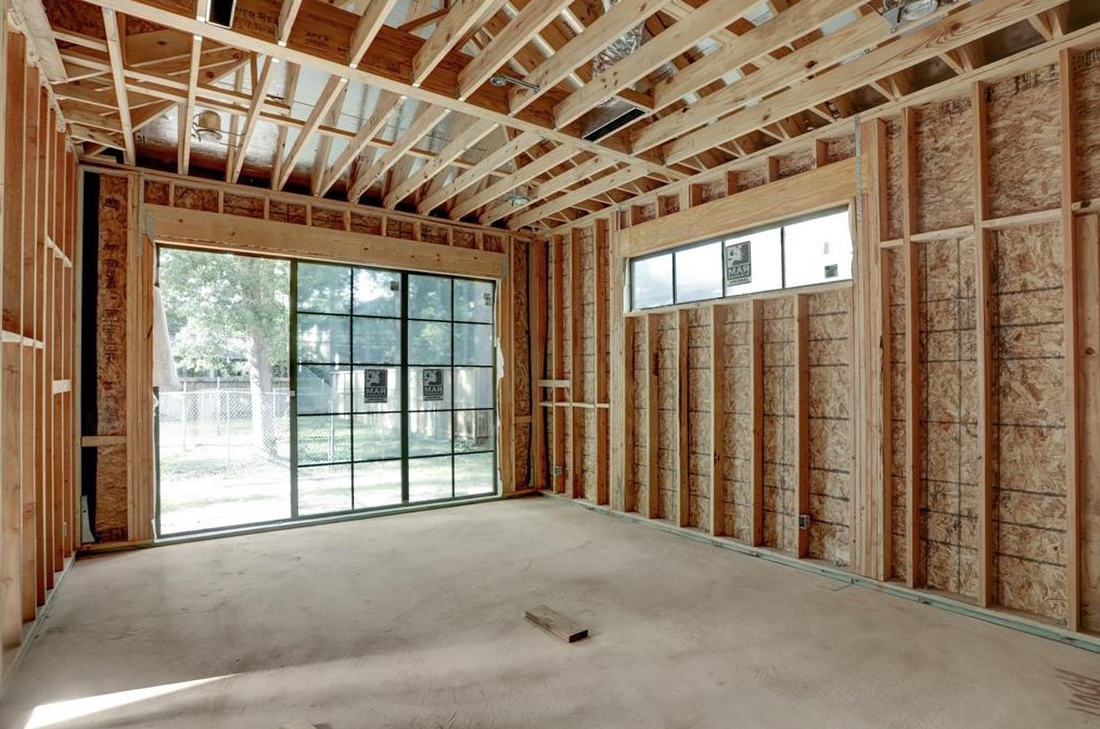 10830 Roaring Brk Ln, Houston TX 77024-6813 exterior