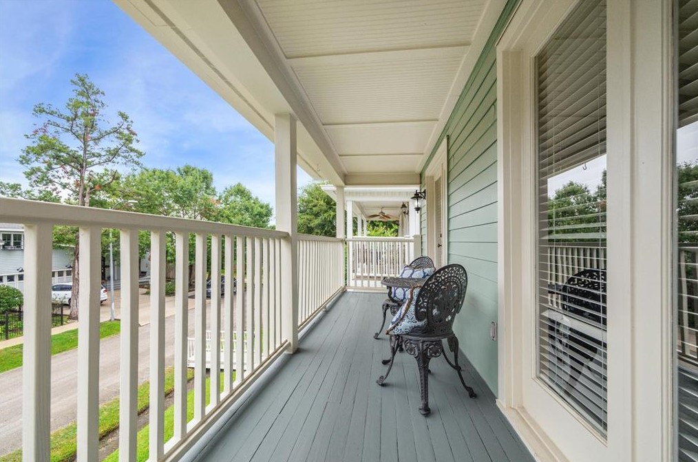 2247 Columbia St, Houston TX  77007-1636 exterior