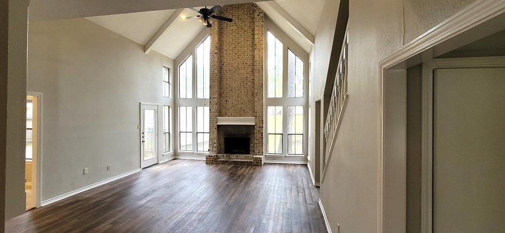 12118 Rocky Lake Dr, Houston TX  77070-2236 exterior