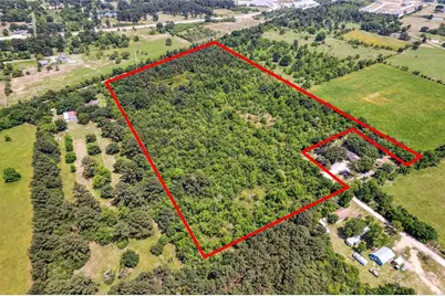 1835 S Cherry Street, Tomball, TX 77375 - Photo 1