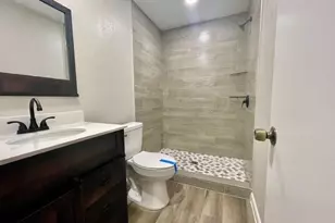 1409 20th St, Huntsville, TX 77340 - Photo 11