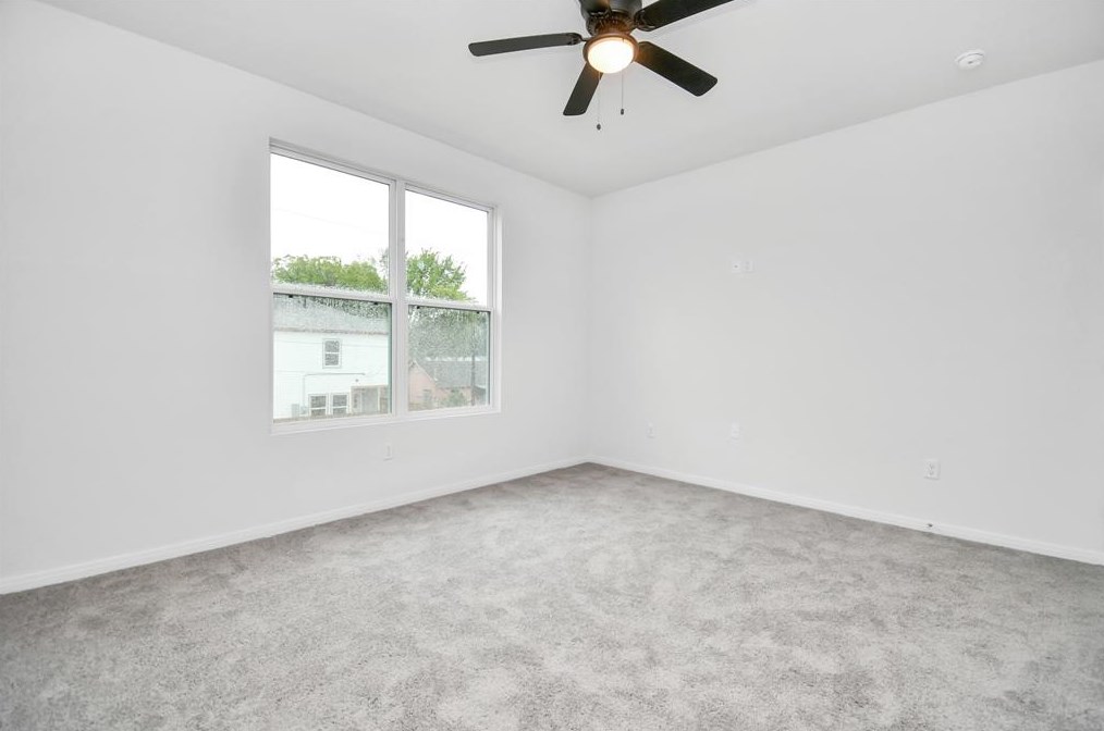 3433 Shelby Cir, Houston TX 77051-1256 exterior