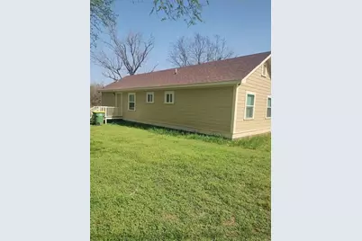 609 W Barton Street, Calvert, TX 77837 - Photo 13