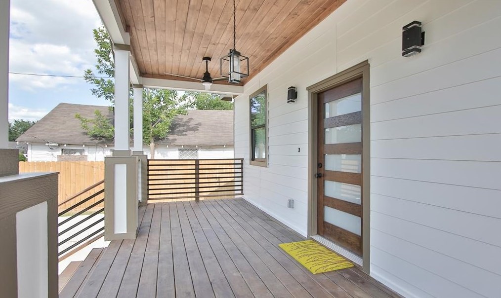 716 Barkley St, Houston TX  77022-3917 exterior