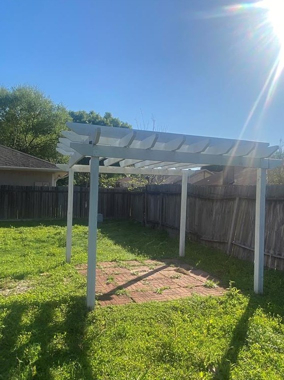 14235 Royal Hill Dr, Houston TX  77083-6133 exterior