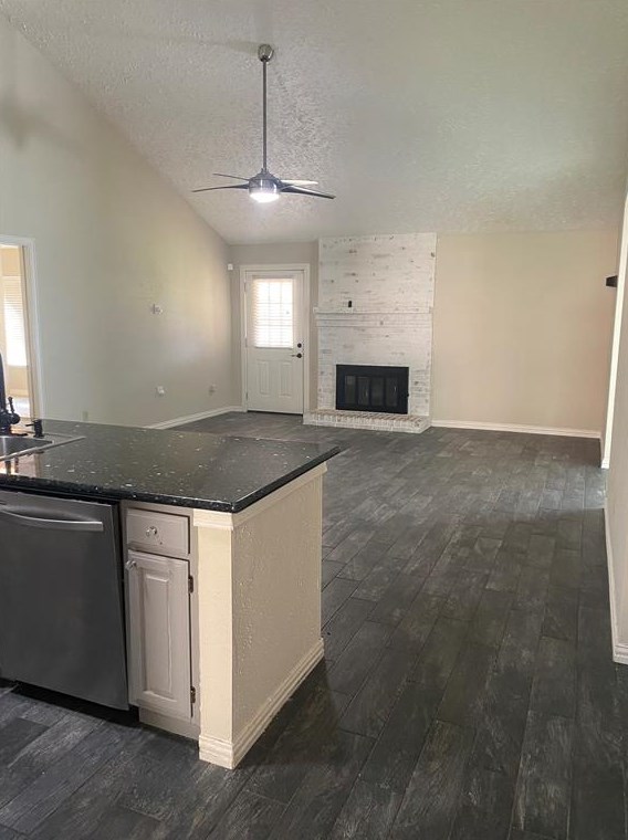 14235 Royal Hill Dr, Houston TX  77083-6133 exterior