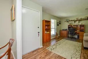 12023 Scottsdale Dr, Meadows Place, TX 77477 - Photo 11