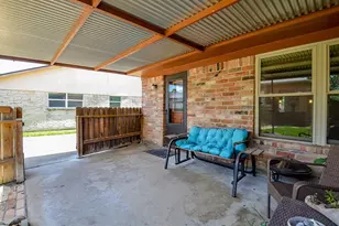 12023 Scottsdale Dr, Meadows Place, TX 77477 - Photo 9