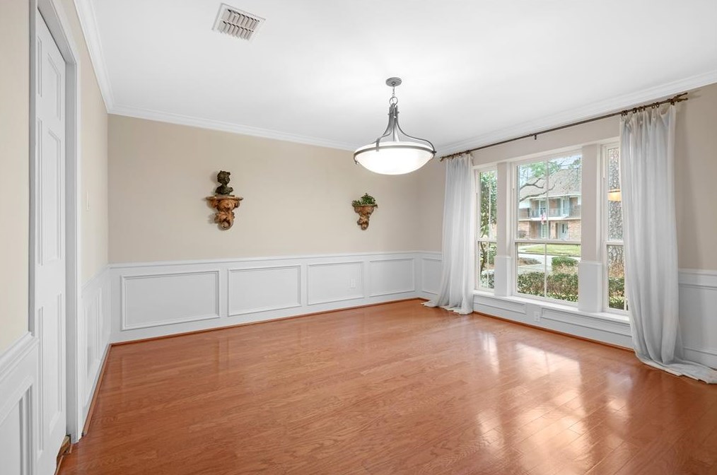 5607 Westerham Pl, Houston TX  77069-1934 exterior