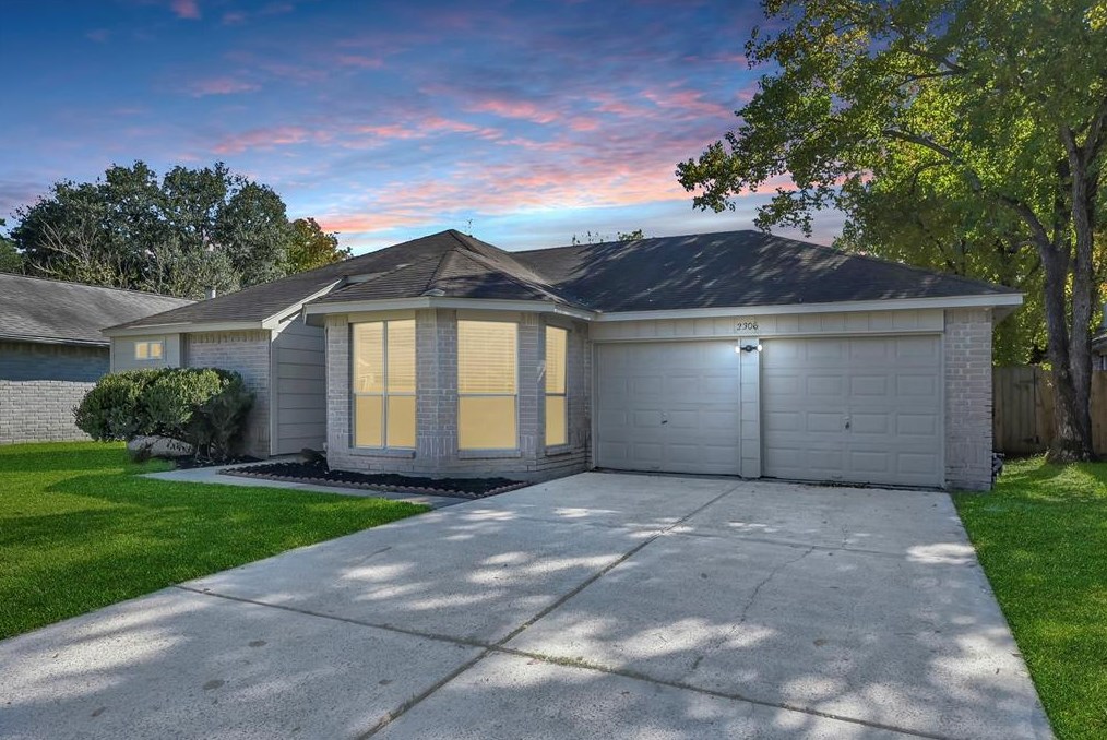 2306 Piddler Dr, Spring TX  77373-6241 exterior