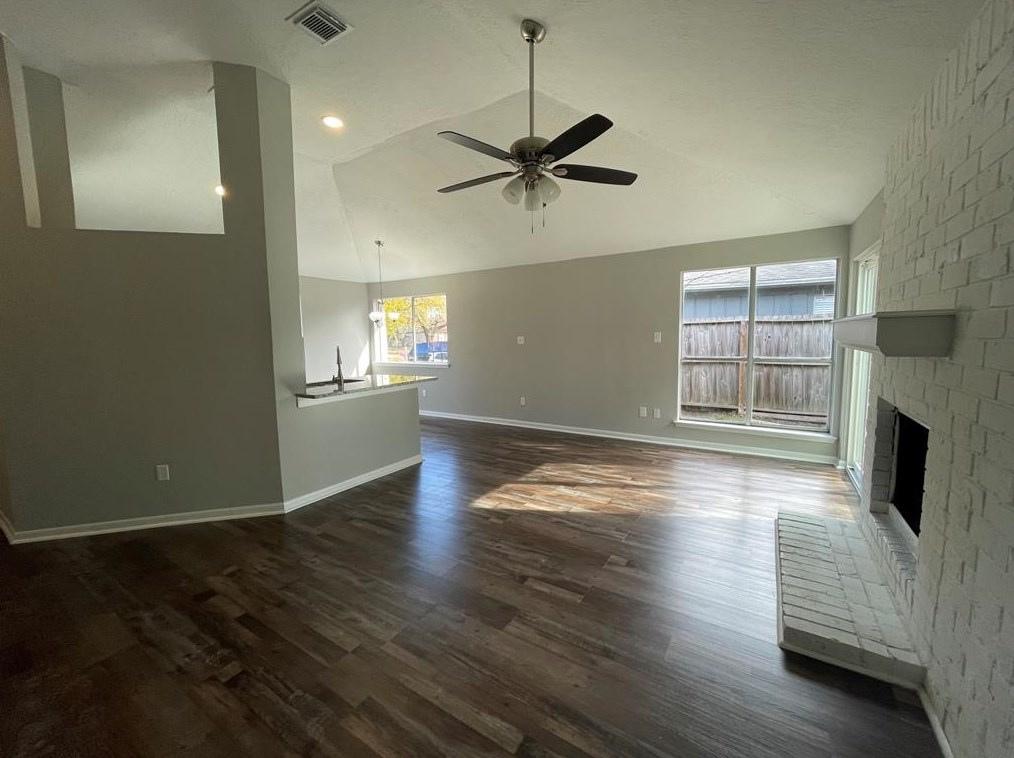 20047 Navaho Trl, Katy TX  77449-4917 exterior