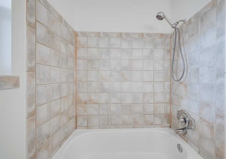 922 Mierianne St, Houston TX  77093-1227 exterior