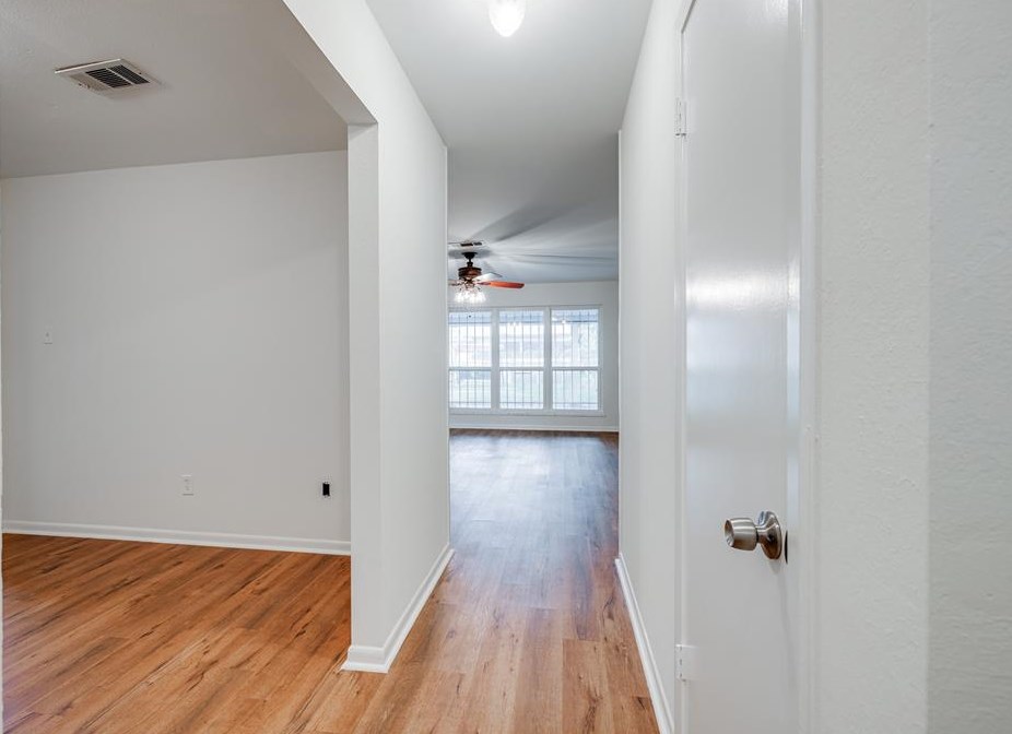 922 Mierianne St, Houston TX  77093-1227 exterior