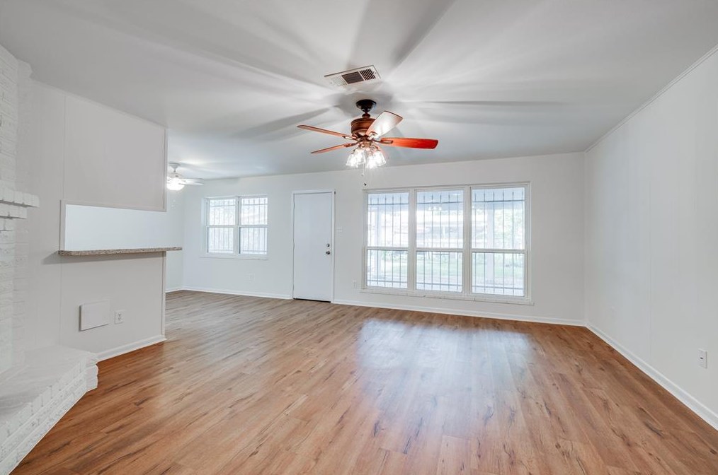 922 Mierianne St, Houston TX  77093-1227 exterior