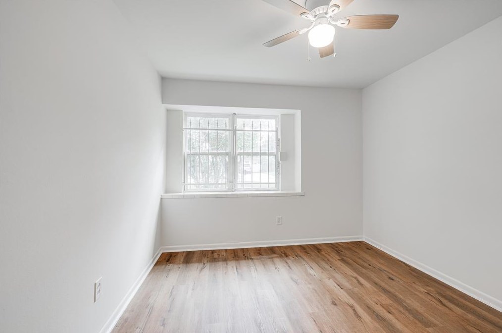 922 Mierianne St, Houston TX  77093-1227 exterior