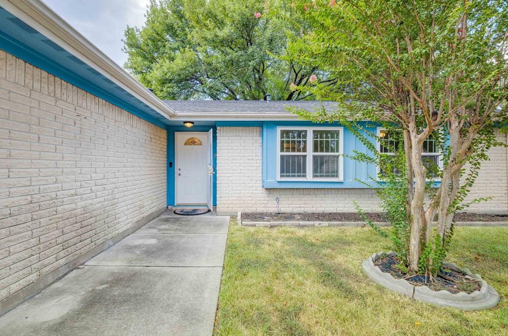 922 Mierianne St, Houston TX  77088-3716 exterior