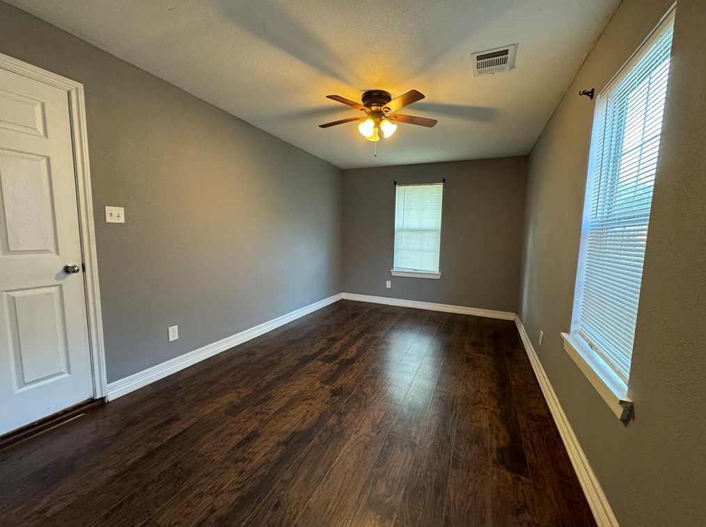 4829 Brinkley St, Houston TX  77051-2804 exterior