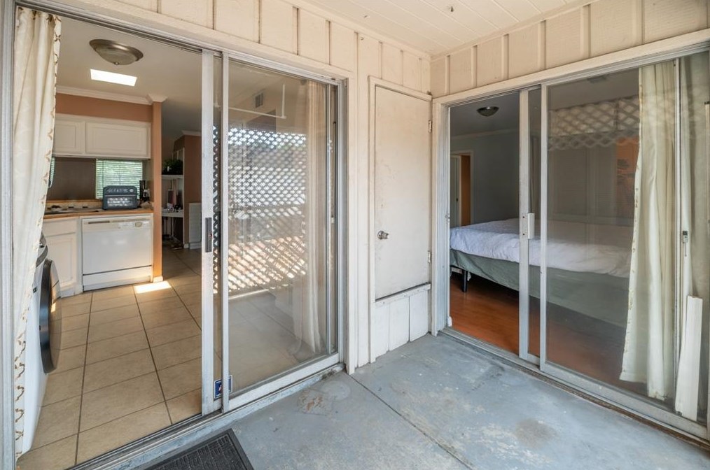 2507 Marilee Ln, Houston TX 77057-4284 exterior